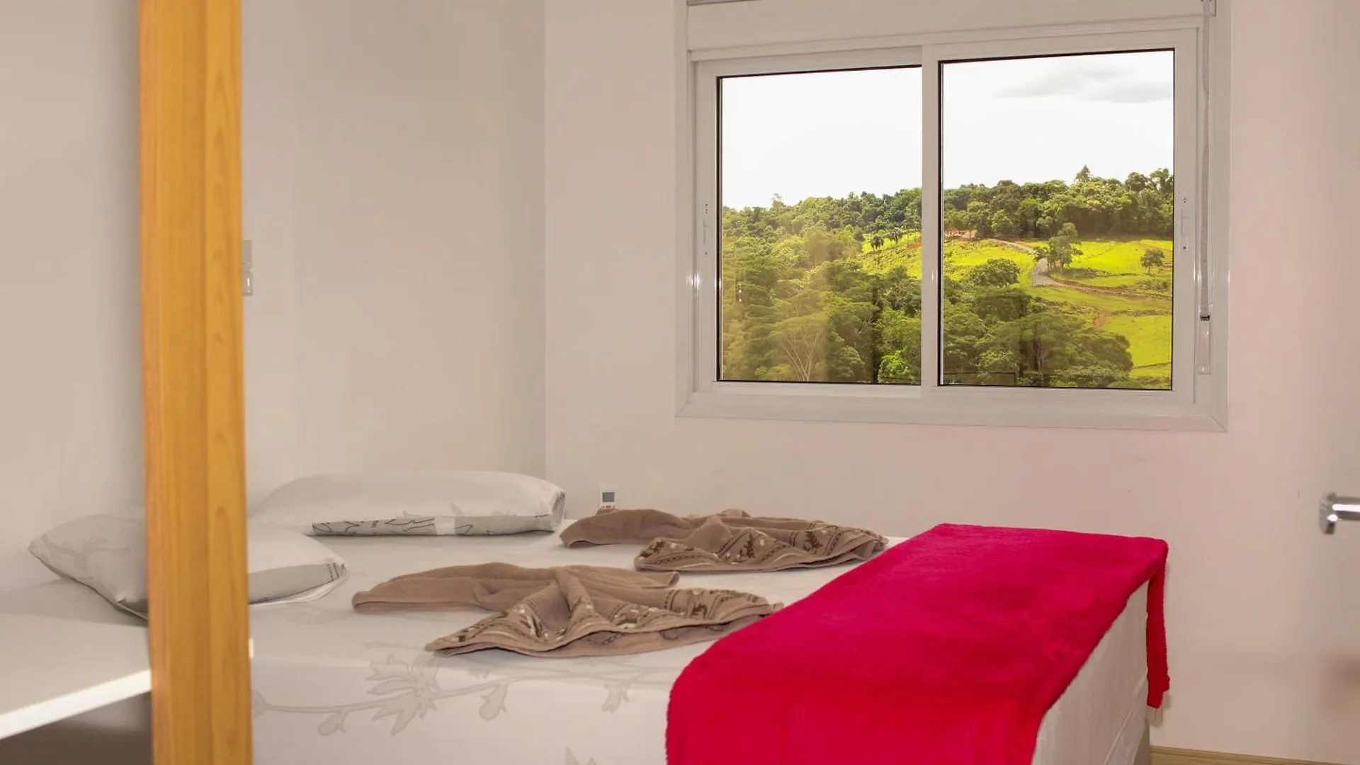 Apartamento Com Linda Vista Em Piratuba 0*,